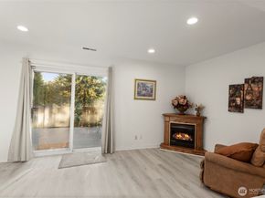 13405 SE 56th Pl, Bellevue WA 98006