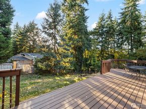 13405 SE 56th Pl, Bellevue WA 98006