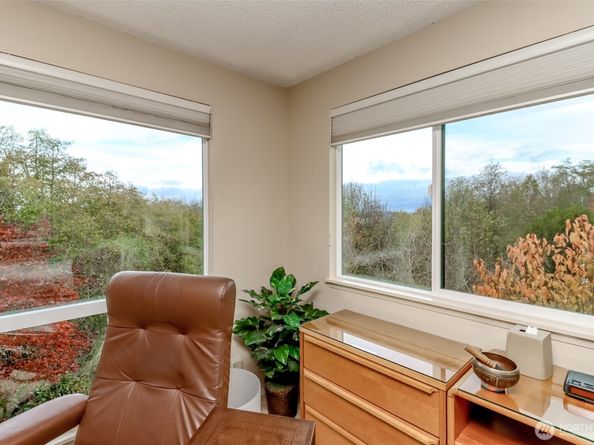 29419 4th Avenue S, Federal Way WA 98003