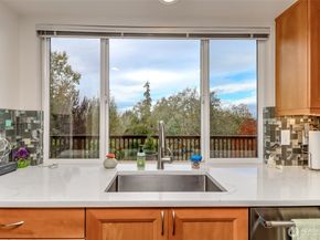 29419 4th Avenue S, Federal Way WA 98003