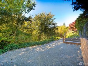 29419 4th Avenue S, Federal Way WA 98003