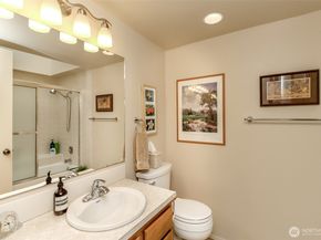 29419 4th Avenue S, Federal Way WA 98003