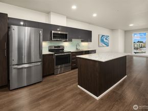 1085 103rd Avenue NE 519, Bellevue WA 98004