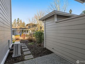 22495 SE 37th Terrace 1391, Issaquah WA 98029
