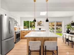 1513 3rd Place, Kirkland WA 98033