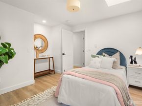 1513 3rd Place, Kirkland WA 98033
