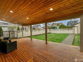 1005 Grand Avenue, Everett WA 98201