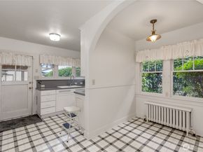 1005 Grand Avenue, Everett WA 98201