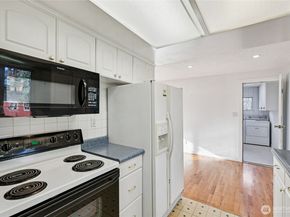 2434 SW 328th Street, Federal Way WA 98023