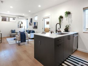 10344 Wallingford Avenue N, Seattle WA 98133