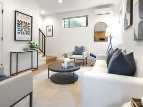 10344 Wallingford Avenue N, Seattle WA 98133