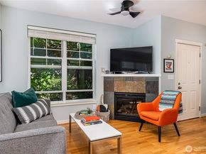 5953 California Avenue SW 1A, Seattle WA 98126