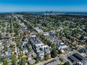 5953 California Avenue SW 1A, Seattle WA 98126