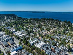 5953 California Avenue SW 1A, Seattle WA 98126