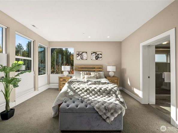 9710 NE Main Street A, Bothell WA 98011