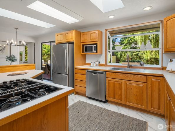 3511 205th Place SW, Lynnwood WA 98036