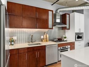 2720 3rd Avenue 405, Seattle WA 98121