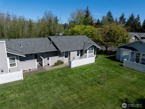 902 NW Leisure Lane, Bremerton WA 98311