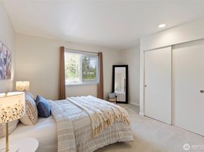 902 NW Leisure Lane, Bremerton WA 98311