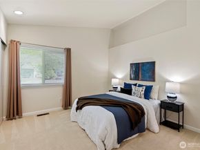 902 NW Leisure Lane, Bremerton WA 98311