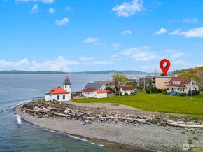 3151 Alki Avenue SW 22, Seattle WA 98116