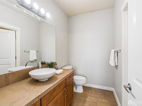 1775 27th Lane NE, Issaquah WA 98029