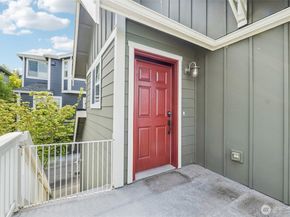 1775 27th Lane NE, Issaquah WA 98029