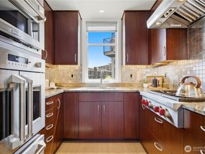 1311 Palm Avenue SW, Seattle WA 98116