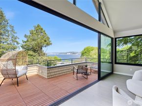 1311 Palm Avenue SW, Seattle WA 98116