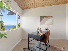 2122 Halleck Avenue SW, Seattle WA 98116