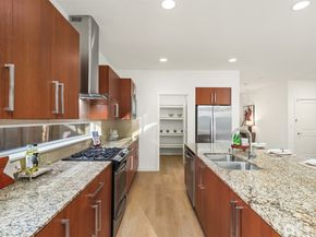 33827 56th Place S, Auburn WA 98001