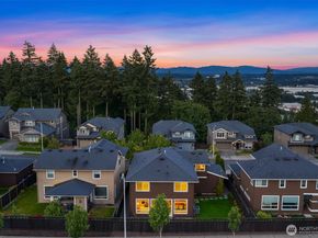 33827 56th Place S, Auburn WA 98001