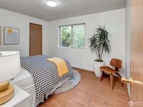 1915 11th Avenue S, Seattle WA 98134