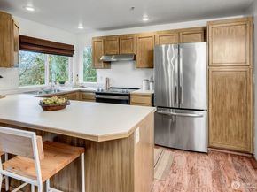 1915 11th Avenue S, Seattle WA 98134