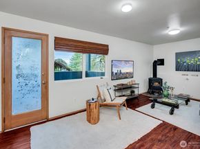 1915 11th Avenue S, Seattle WA 98134