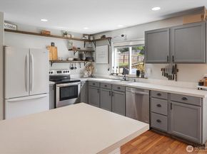 6994 E Dakota Street, Port Orchard WA 98366