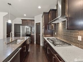 1407 184th Street SW, Lynnwood WA 98037