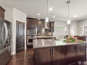 1407 184th Street SW, Lynnwood WA 98037