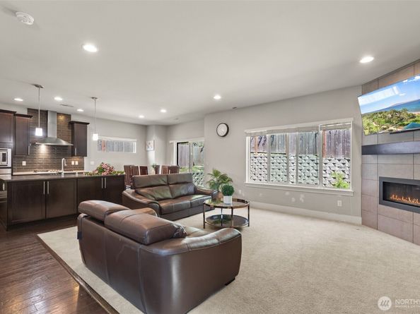 1407 184th Street SW, Lynnwood WA 98037