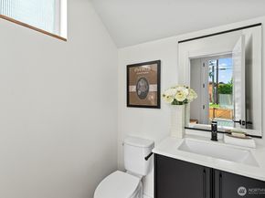 4116 A Burke Avenue N, Seattle WA 98103