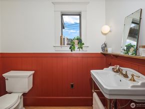 2519 31st Avenue S, Seattle WA 98144