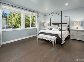 4525 90th Avenue SE, Mercer Island WA 98040