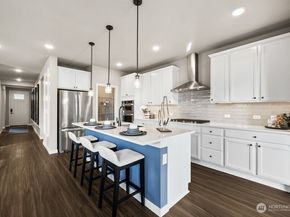 3950 Flat Top Drive, Bremerton WA 98312