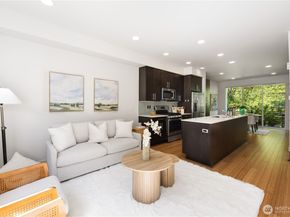 2705 S Charlestown Street, Seattle WA 98108