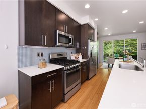 2705 S Charlestown Street, Seattle WA 98108
