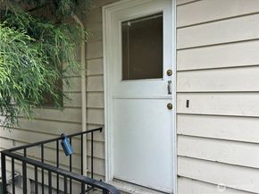 11718 5th Avenue NE, Seattle WA 98125