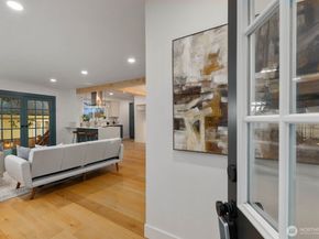512 NW 44th Street, Seattle WA 98107