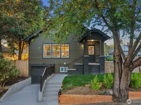 512 NW 44th Street, Seattle WA 98107
