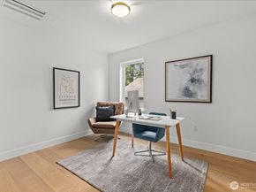 9535 Dayton Avenue N, Seattle WA 98103