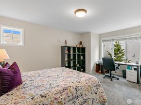 8507 Bowdoin Way 1, Edmonds WA 98026